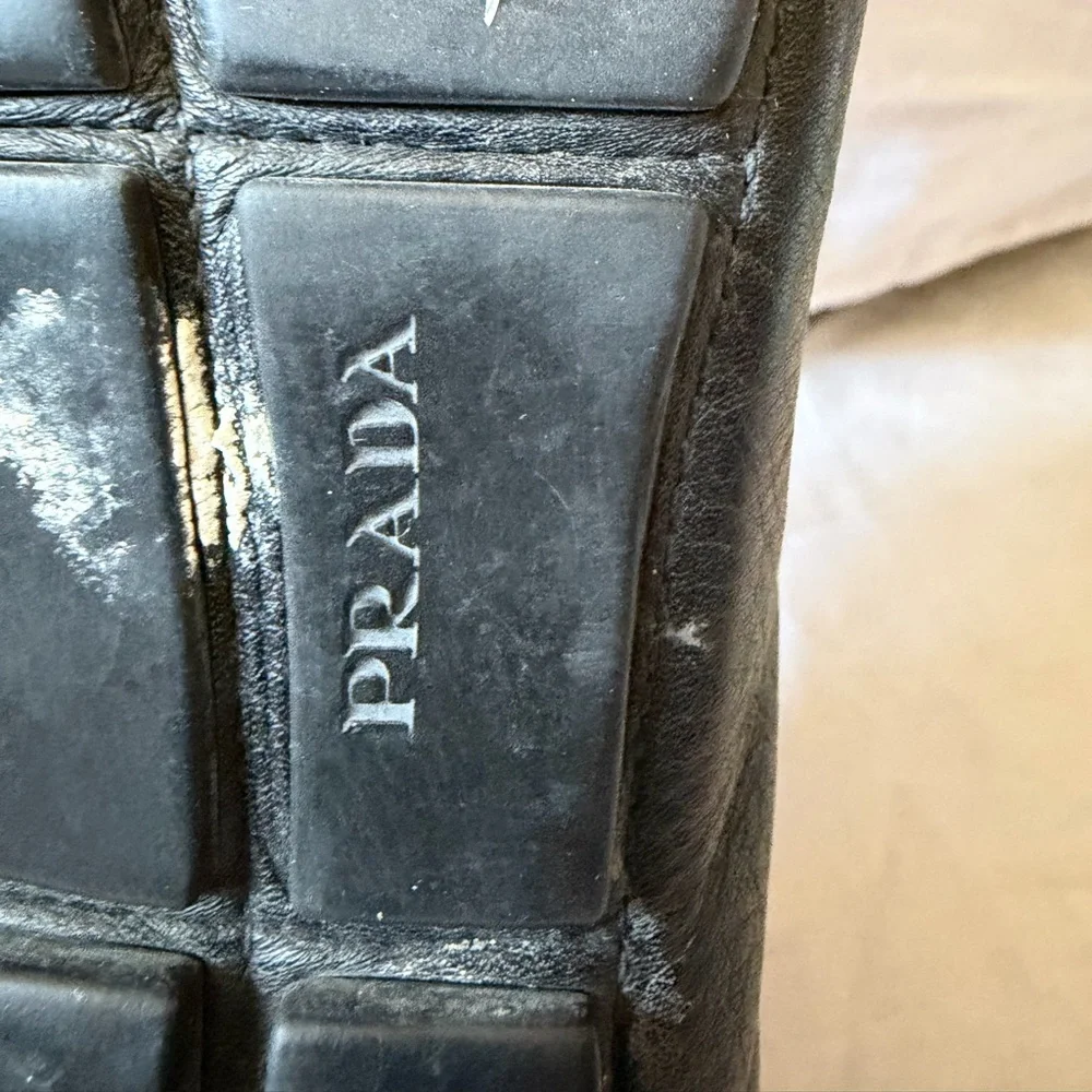 PRADA Mens Pebble Leather Logo Driving Loafer Slipper Sz 9.5 Shoes 2DD001